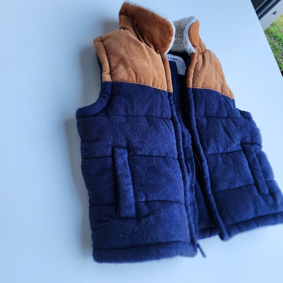 Old Navy Soft Curderoy Puffer Vest Baby Boys Full Zip Blue Brown Sz 6- 12 Mos - Picture 2 of 9